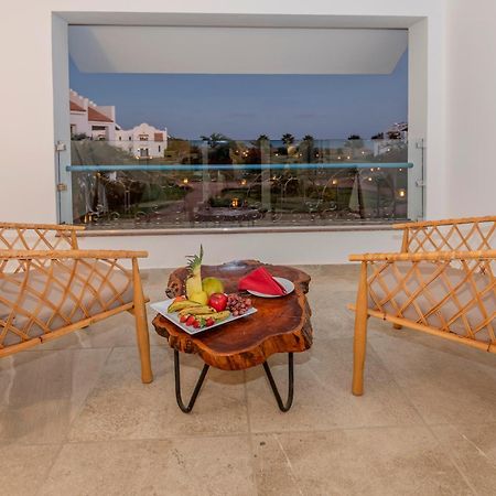 Lahami Bay Beach Resort Abū Ghuşūn エクステリア 写真