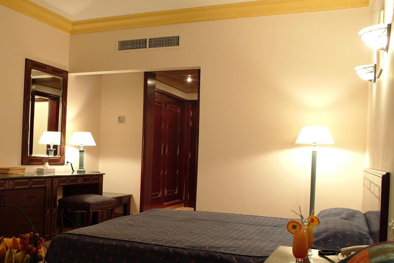 Lahami Bay Beach Resort Abū Ghuşūn エクステリア 写真